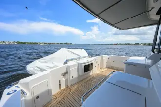 Thumbnail von Riviera Sports Motor Yacht 46