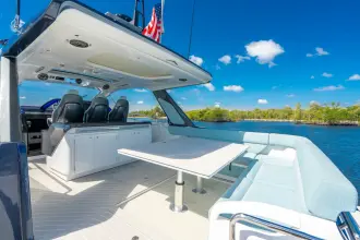 Thumbnail von Azimut 48