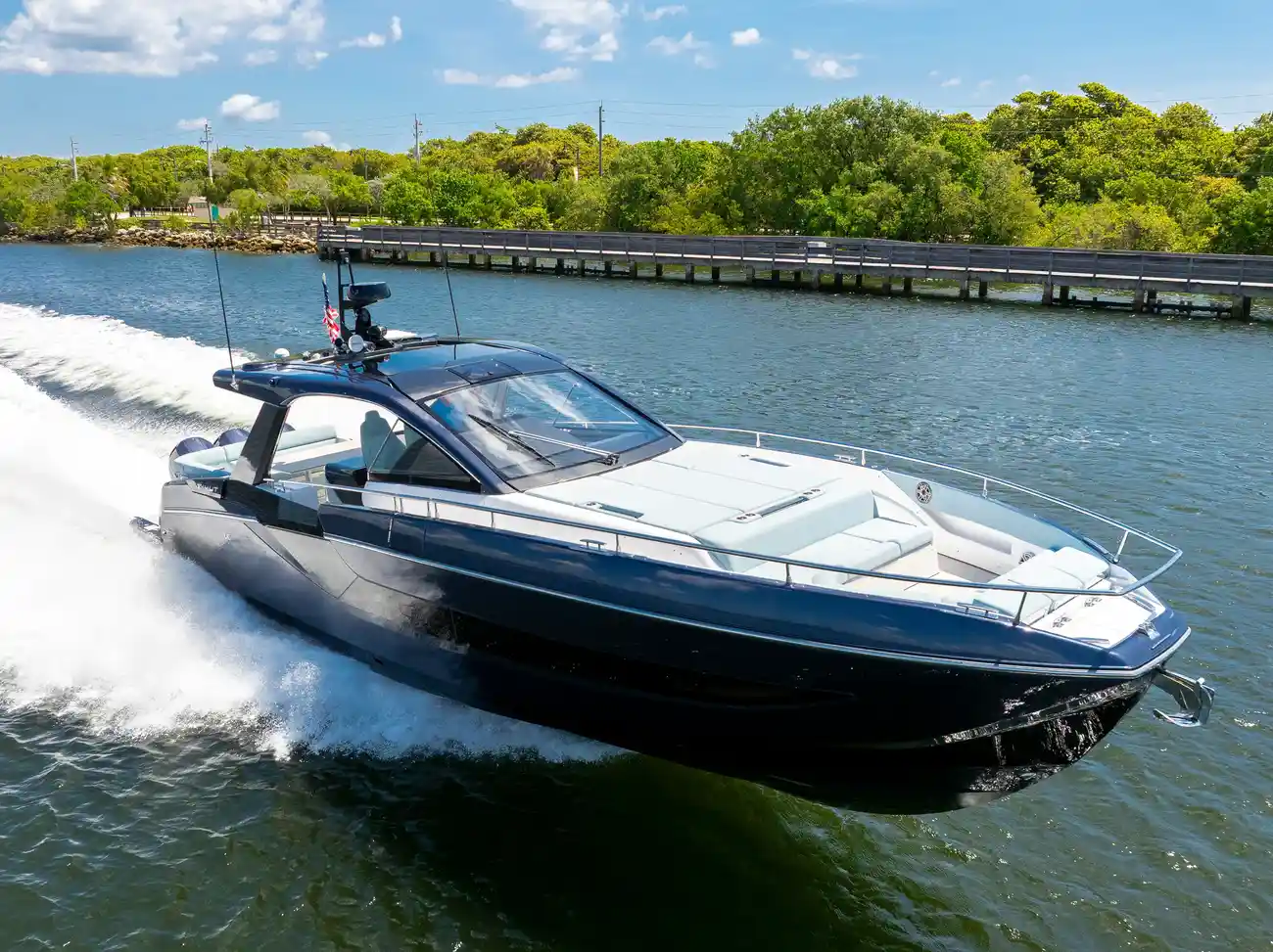 Thumbnail von Azimut 48