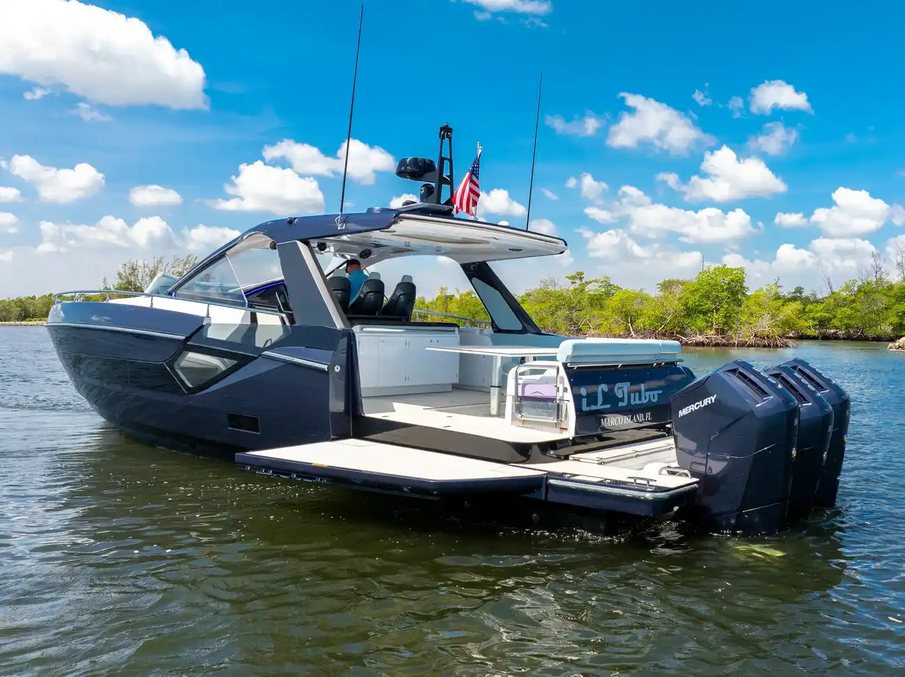 Thumbnail von Azimut 48