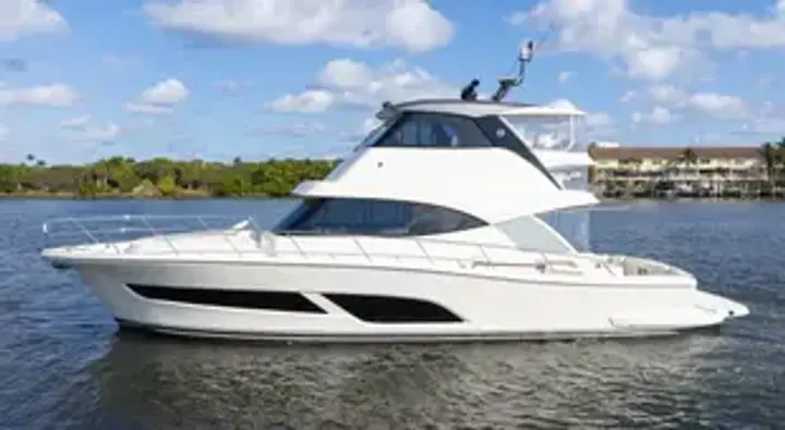Riviera 50 Sports Motor Yacht