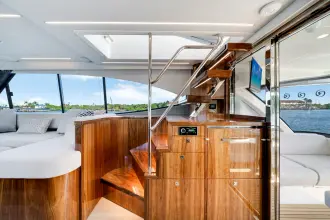 Thumbnail von Riviera 50 Sports Motor Yacht