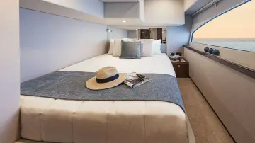 Thumbnail von Riviera 465 Suv