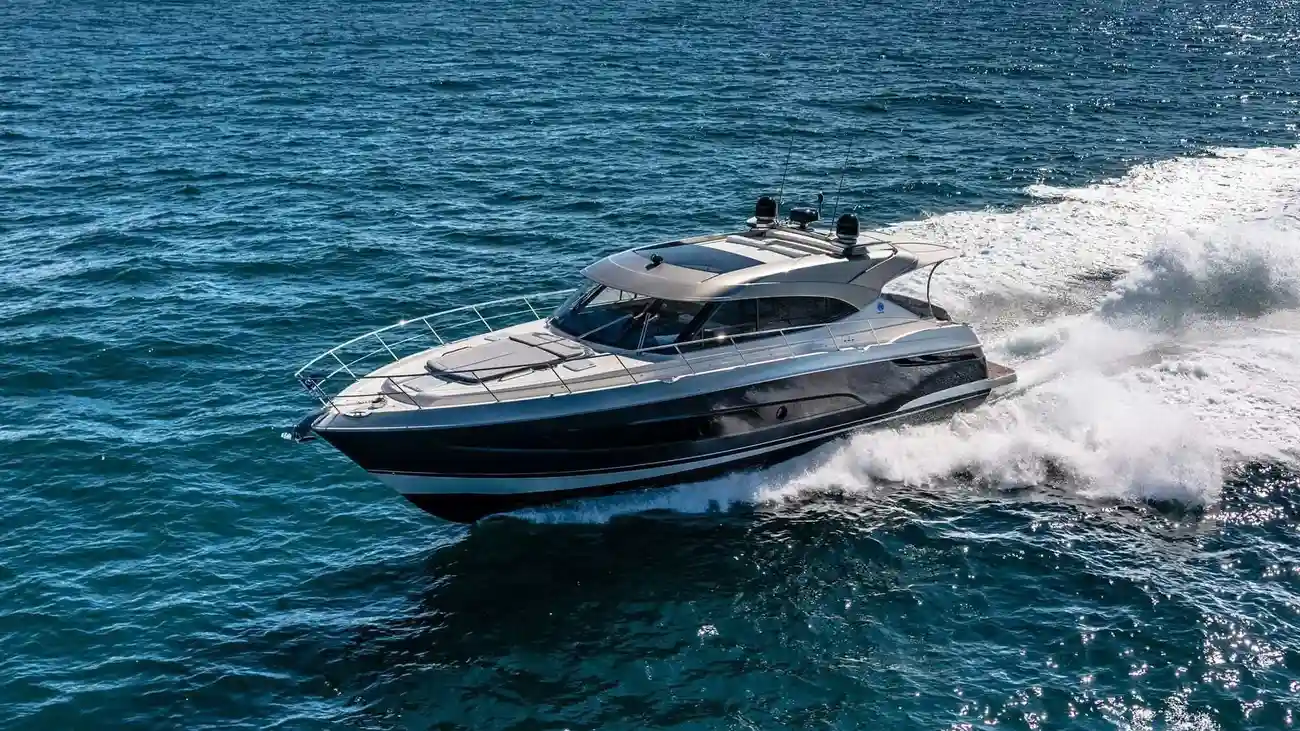 Thumbnail von Riviera 5400 Sport Yacht Platinum Edition
