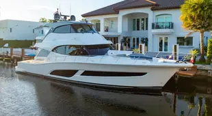 Riviera 64 Sports Motor Yacht