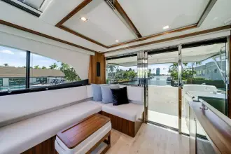 Thumbnail von Riviera 64 Sports Motor Yacht