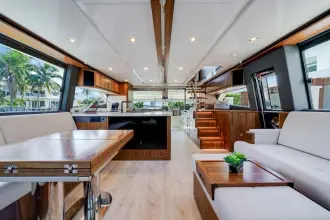 Thumbnail von Riviera 64 Sports Motor Yacht