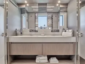 Thumbnail von Prestige M8