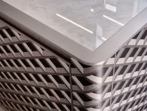 Thumbnail von Prestige M8