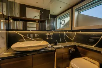 Thumbnail von Sunseeker 65 Sport Yacht