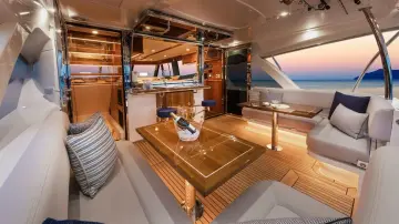 Thumbnail von Riviera 68 Sports Motor Yacht