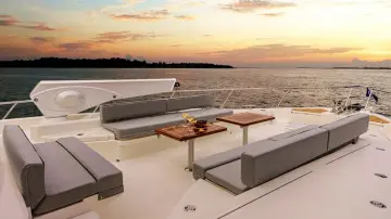 Thumbnail von Riviera 72 Sports Motor Yacht