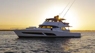 Thumbnail von Riviera 72 Sports Motor Yacht