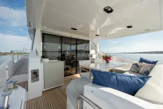 Thumbnail von Azimut 60 Fly