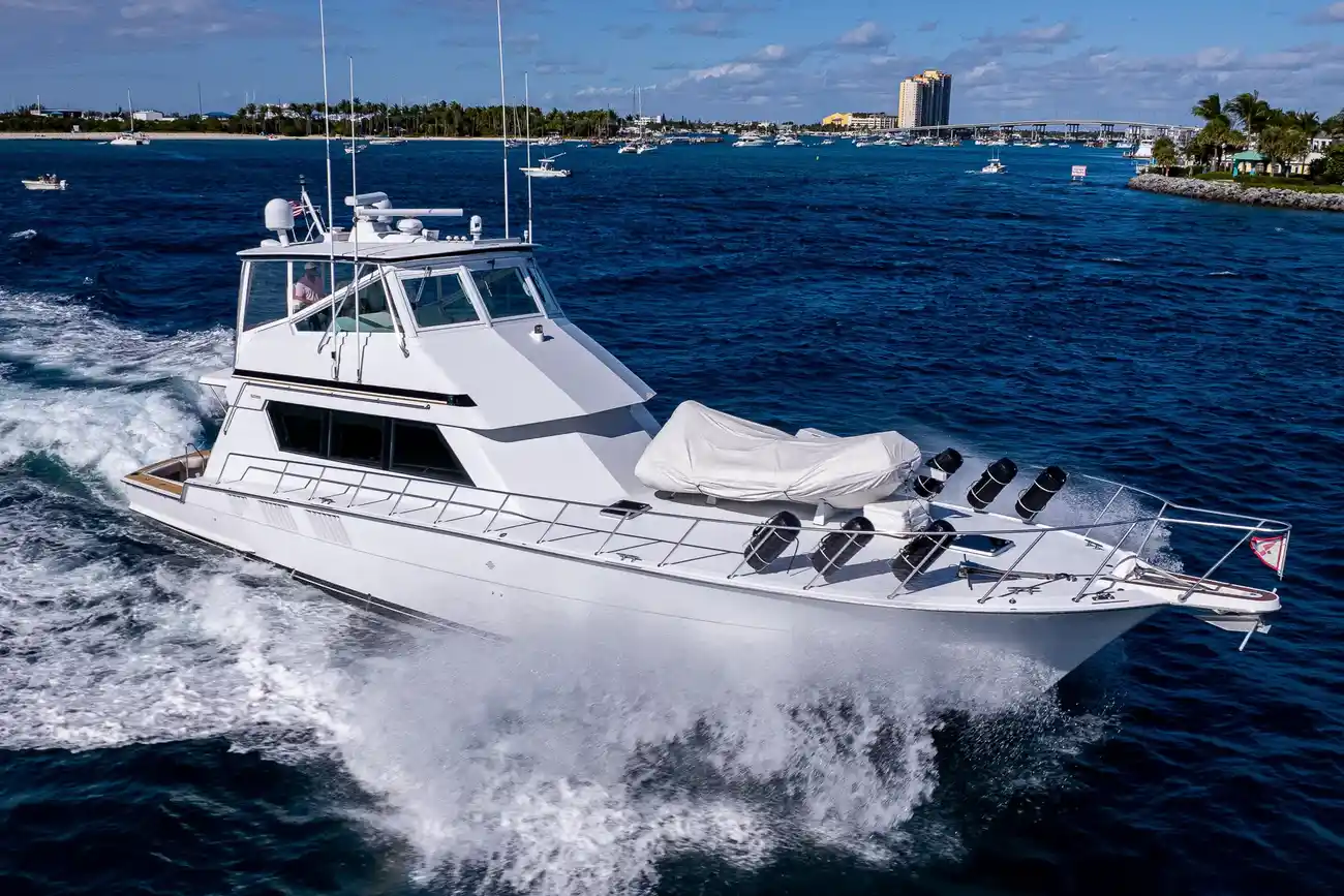 Thumbnail von Hatteras 65 Convertible