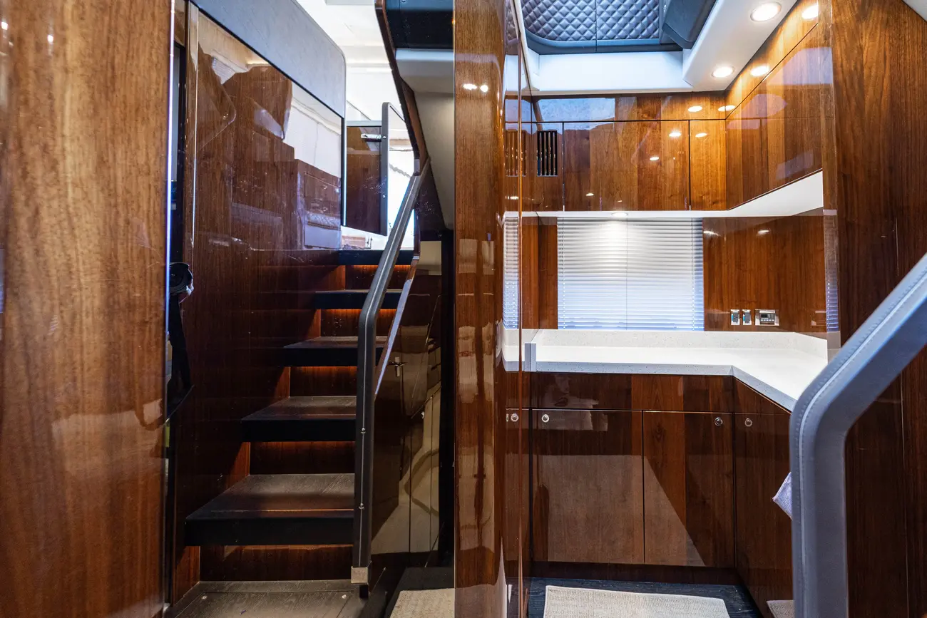 Thumbnail von Fairline Squadron 53