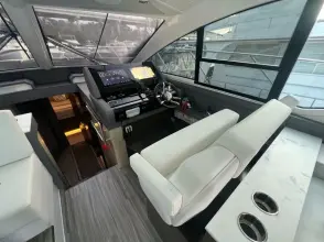 Thumbnail von Cruisers Yachts 54 Cantius
