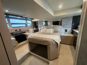 Thumbnail von Cruisers Yachts 54 Cantius