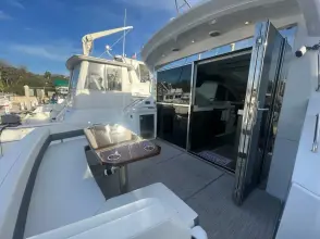 Thumbnail von Cruisers Yachts 54 Cantius