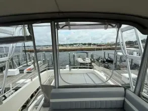 Thumbnail von Carver C36 Command Bridge