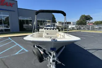 Thumbnail von Boston Whaler 170 Montauk