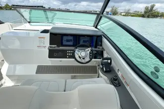 Thumbnail von Sea Ray 320 Sundancer Outboard