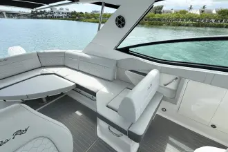 Thumbnail von Sea Ray 320 Sundancer Outboard