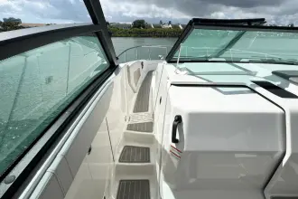 Thumbnail von Sea Ray 320 Sundancer Outboard