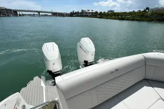 Thumbnail von Sea Ray 320 Sundancer Outboard