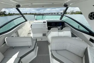 Thumbnail von Sea Ray 320 Sundancer Outboard
