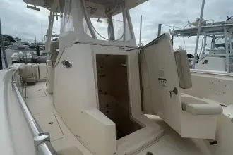 Thumbnail von Cobia 296 Center Console