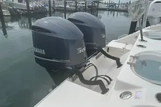 Thumbnail von Cobia 296 Center Console