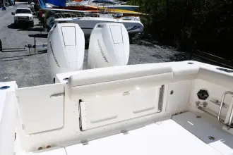 Thumbnail von Boston Whaler 330 Outrage