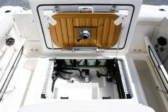 Thumbnail von Boston Whaler 330 Outrage