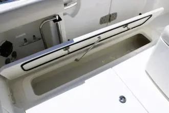 Thumbnail von Boston Whaler 330 Outrage