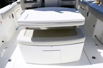 Thumbnail von Boston Whaler 330 Outrage
