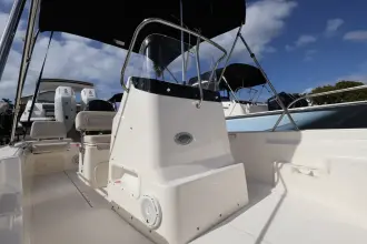 Thumbnail von Boston Whaler 170 Montauk