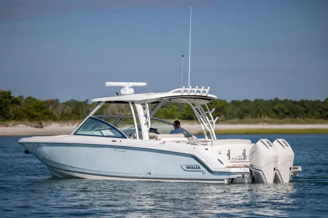 Boston Whaler 320 Vantage