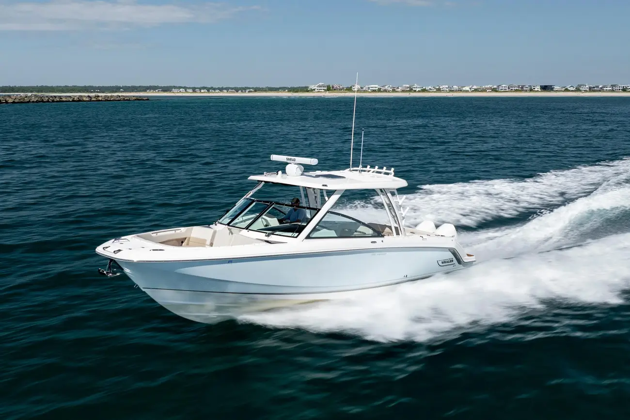 Thumbnail von Boston Whaler 320 Vantage