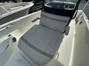 Thumbnail von Boston Whaler 28 Conquest