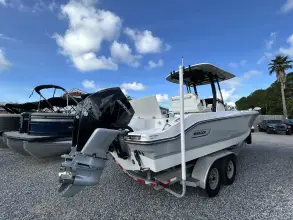 Thumbnail von Boston Whaler 28 Conquest