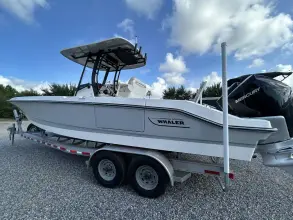 Thumbnail von Boston Whaler 28 Conquest