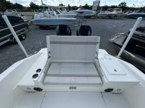 Thumbnail von Boston Whaler 28 Conquest