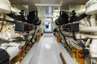 Thumbnail von Hatteras 72 Cockpit Motor Yacht BELLISSIMO