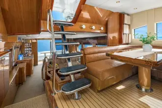Thumbnail von Hatteras 72 Cockpit Motor Yacht BELLISSIMO