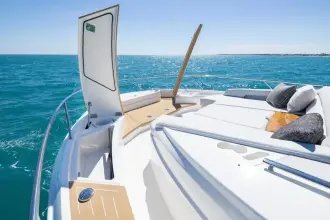 Thumbnail von Tiara Yachts EX54