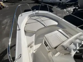 Thumbnail von Boston Whaler 170 Montauk