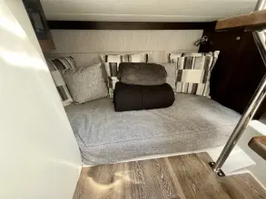 Thumbnail von Cruisers Yachts 34 GLS OB