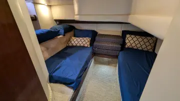 Thumbnail von Meridian 341 Sedan