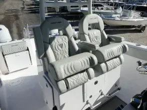 Thumbnail von Twin Vee Powercats 260